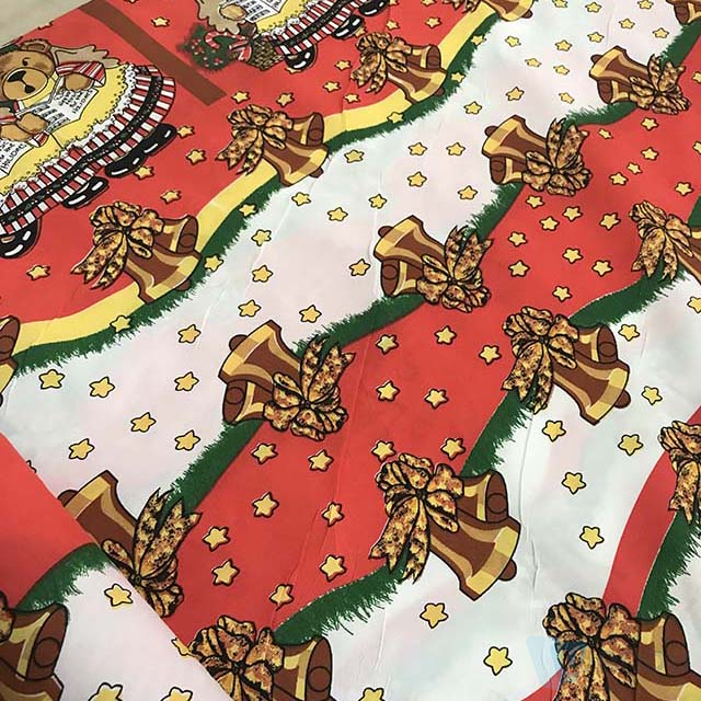 Fabric Manufacturers Christmas Print Fabric for Bedsheets